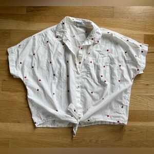 Madewell strawberry embroidered white tie front button down shirt sleeve, size M